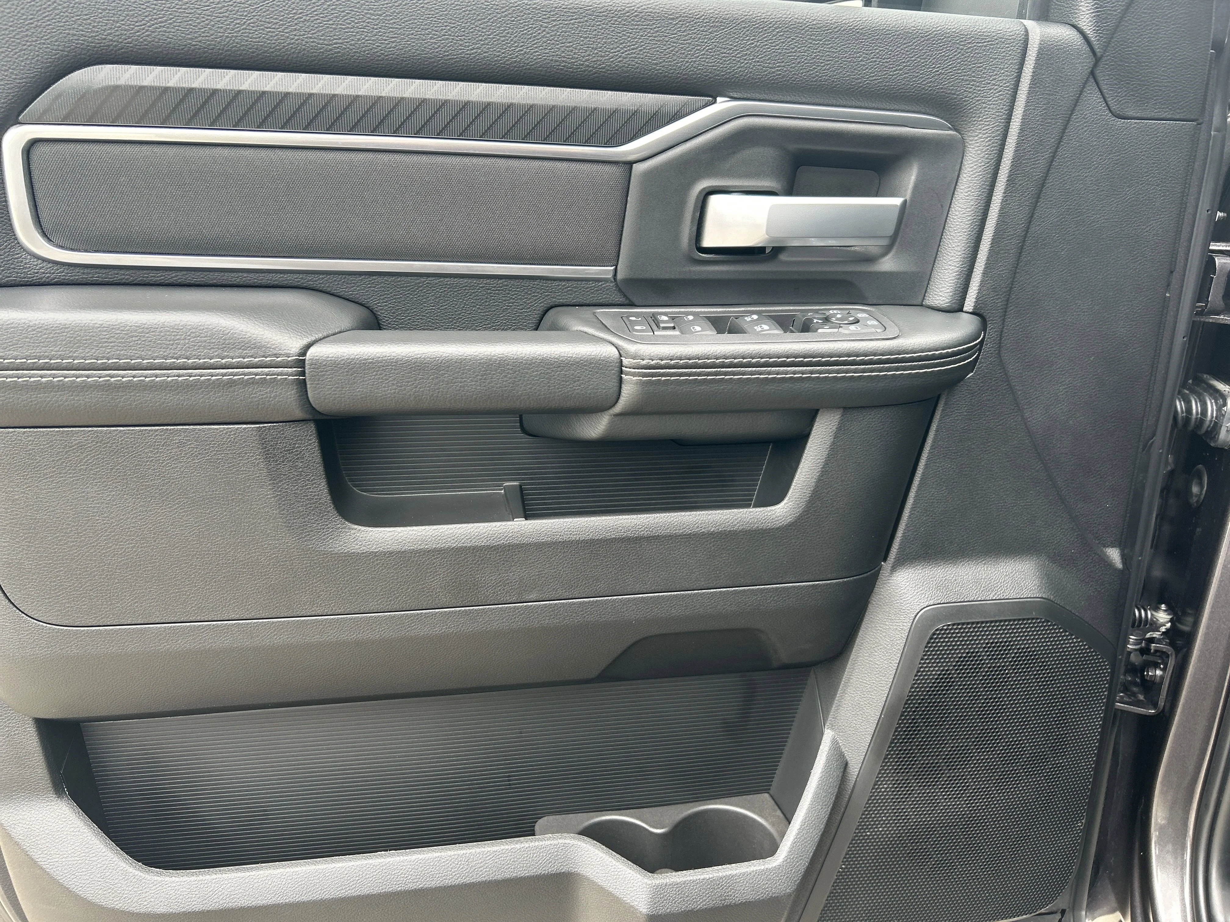 2025 RAM 2500 Big Horn - Photo 10