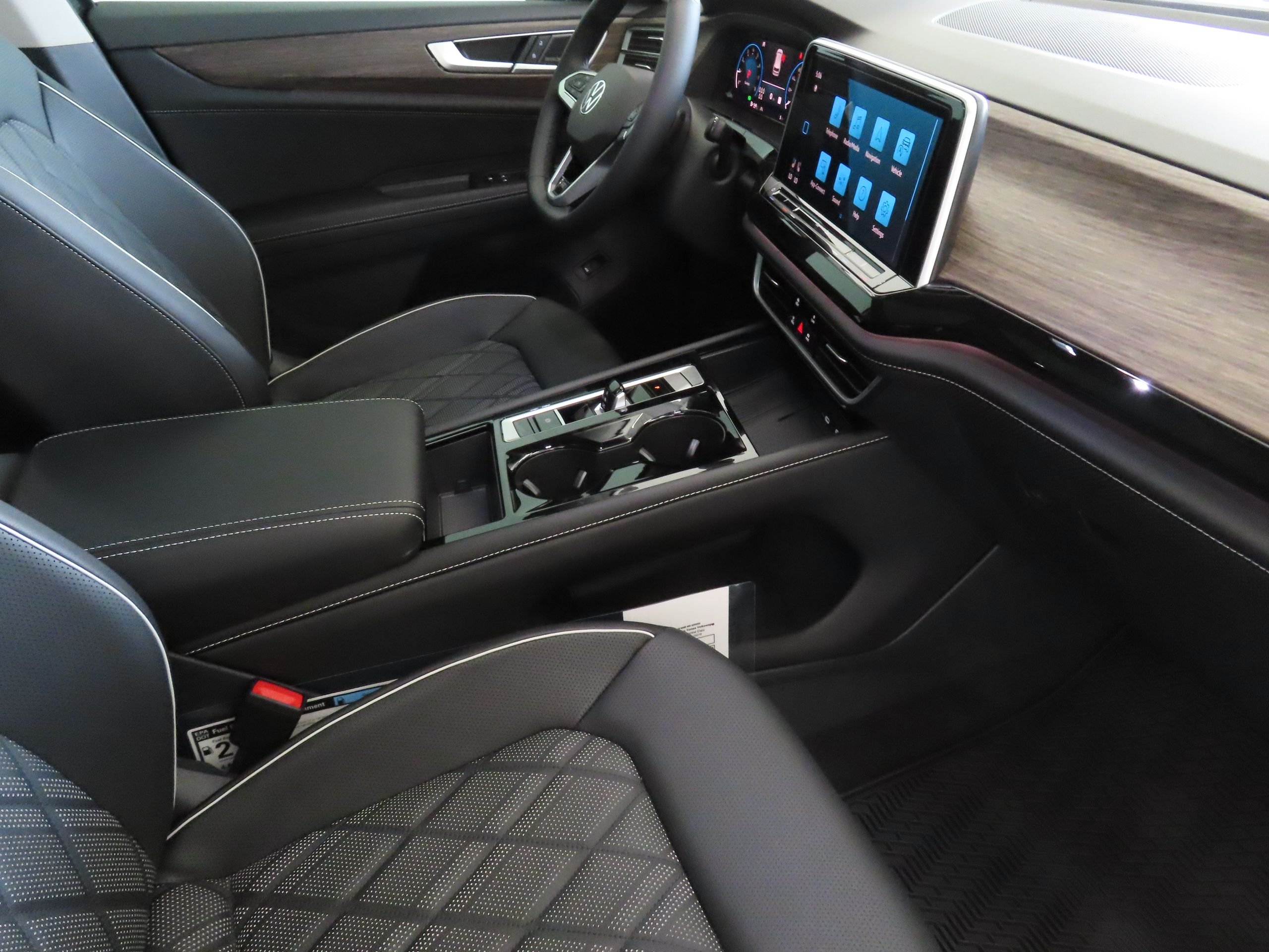 2026 Volkswagen Atlas SEL Premium R-Line - Photo 26
