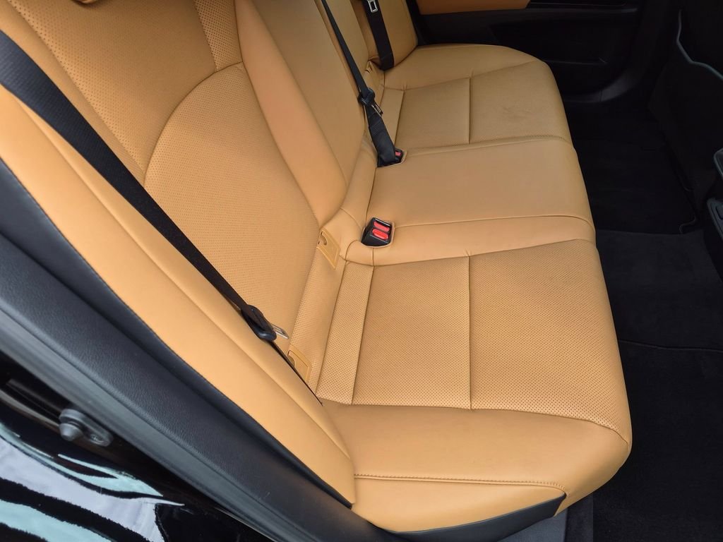 Used 2024 Black Lexus 350 image 26