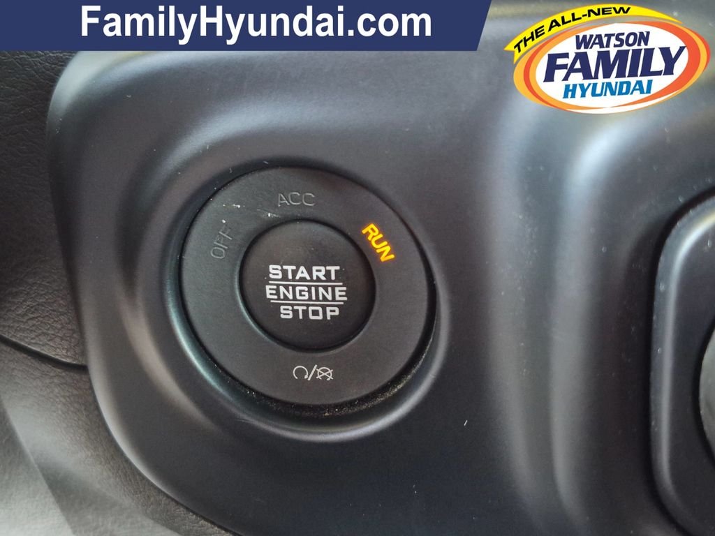 Used 2019 Gray Jeep Unlimited Moab image 17