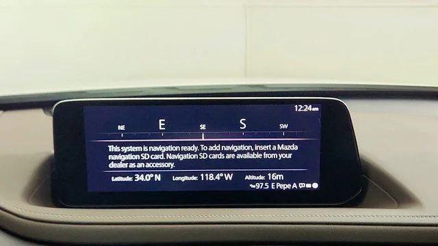 2025 Mazda CX-30 Turbo Premium Plus - Photo 18