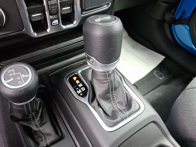 New 2025 Blue Jeep Sport S image 17