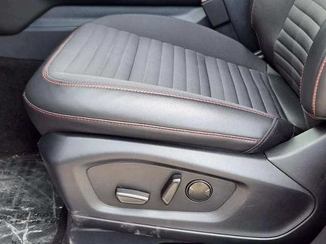 New 2026 Rapid Red Metallic Tinted Clearcoat Ford ST-Line image 37