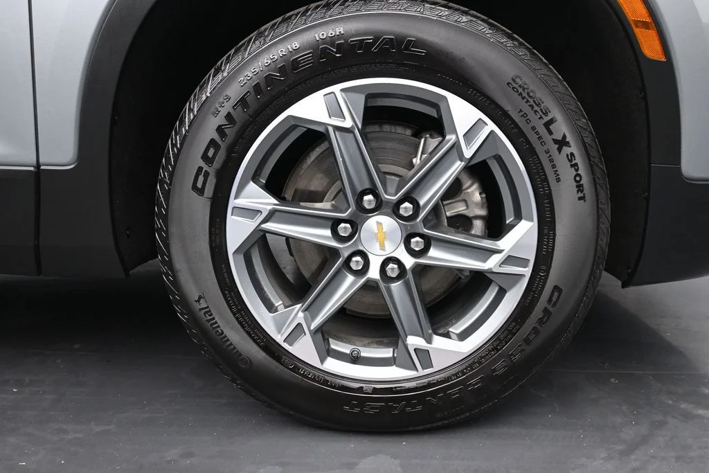 Used 2025 Gray Chevrolet LT image 10