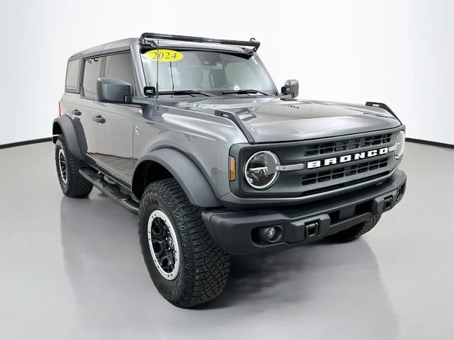 2024 Ford Bronco 4-Door Black Diamond