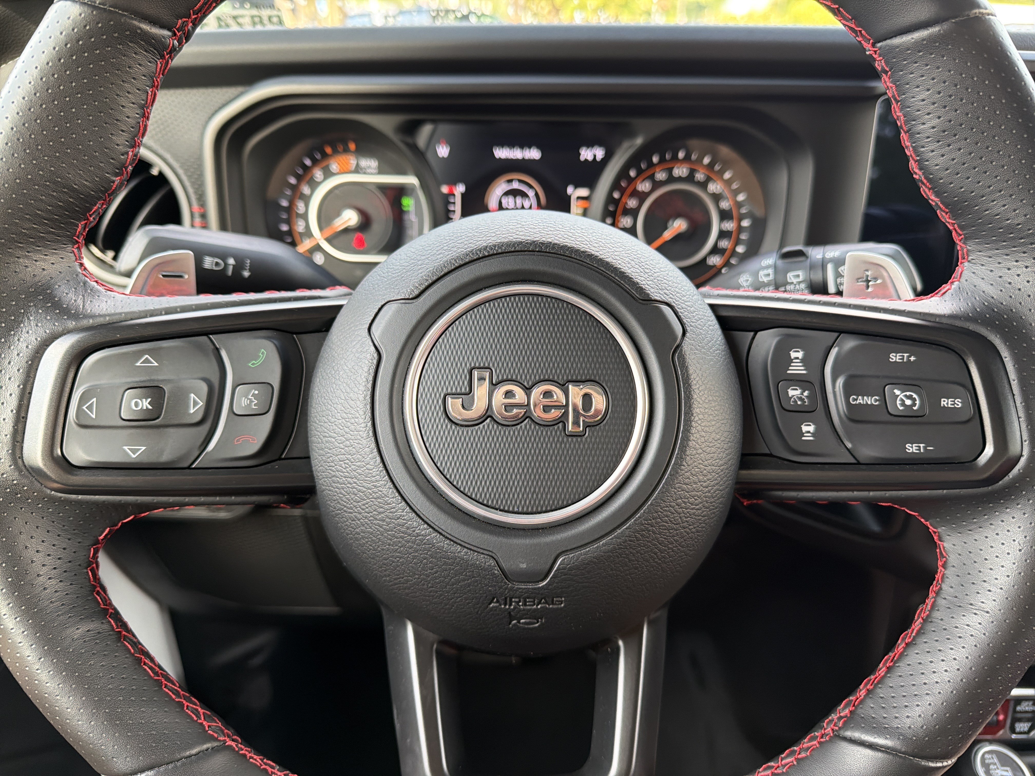 Used 2024 Bright White Clearcoat Jeep Rubicon 392 image 11
