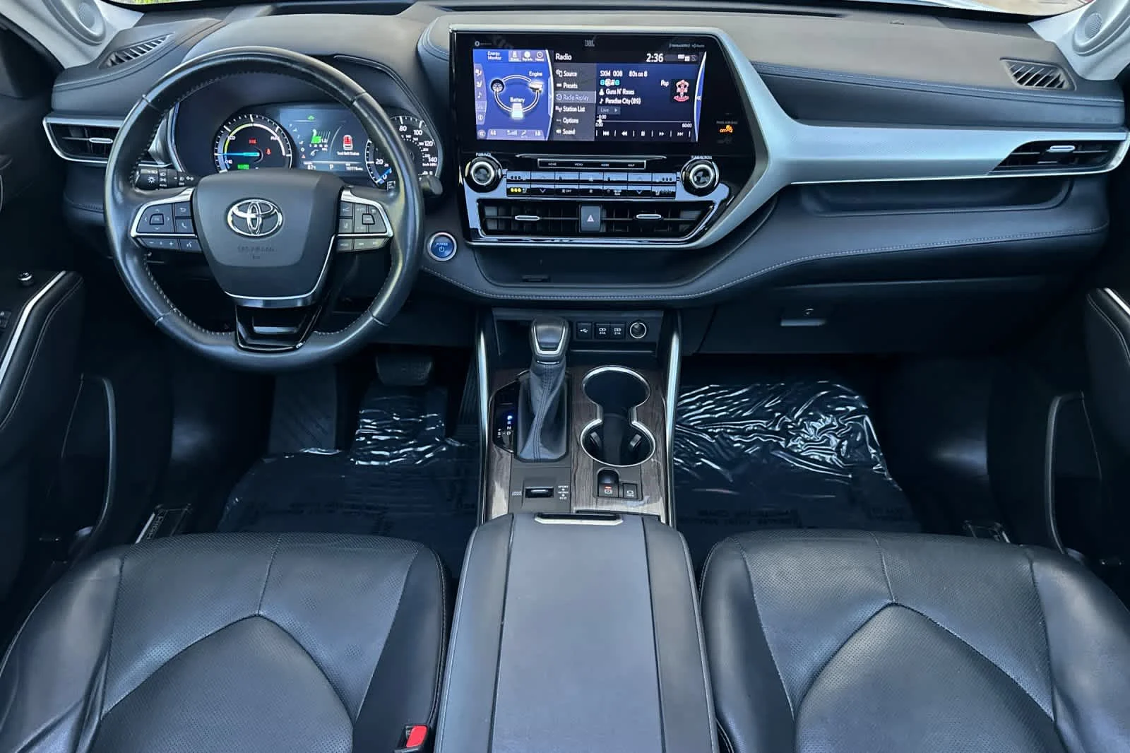 Used 2020 Blizzard Pearl Toyota Hybrid Platinum image 3