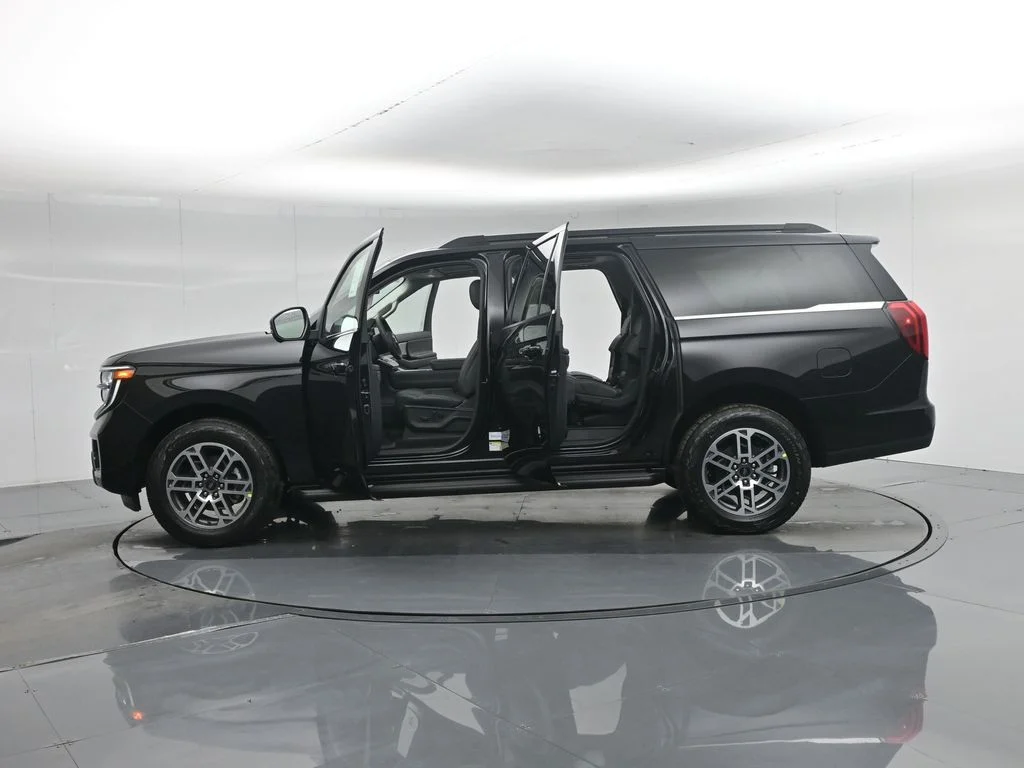 New 2026 Agate Black Metallic Ford Active image 37