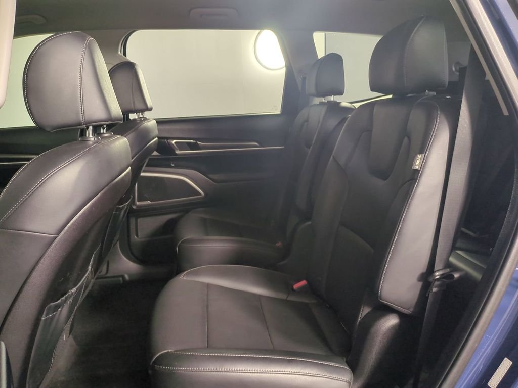 2023 Kia Telluride S - Photo 17