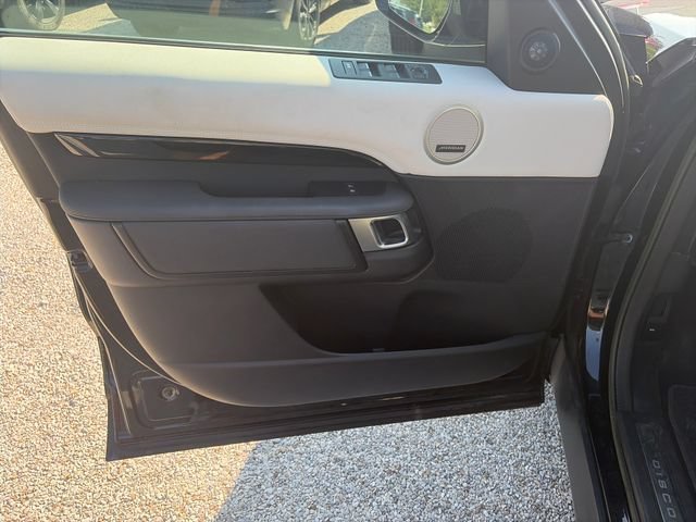 2023 Land Rover Discovery S - Photo 10