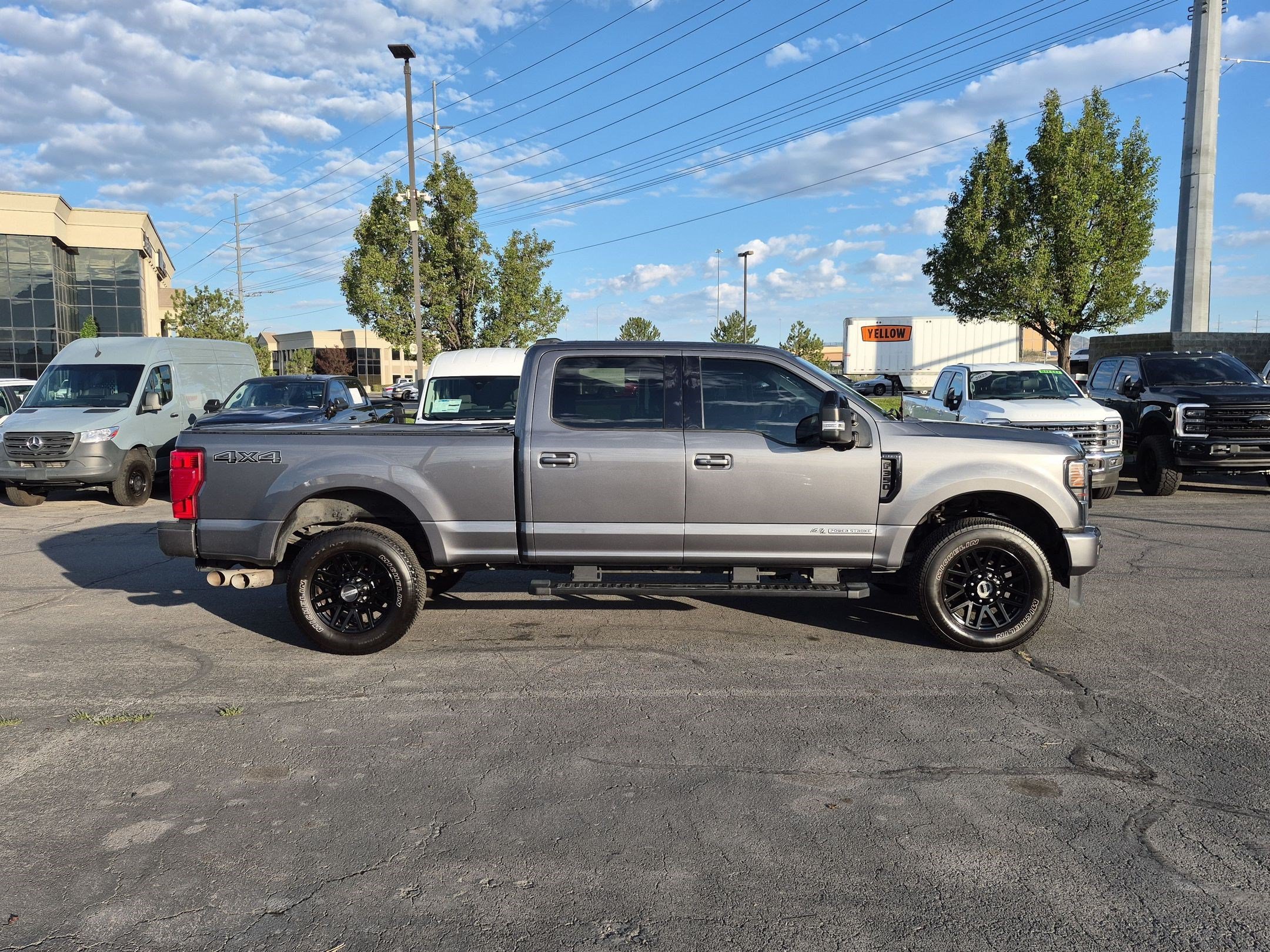 Used 2022 Gray Metallic Ford LARIAT image 2