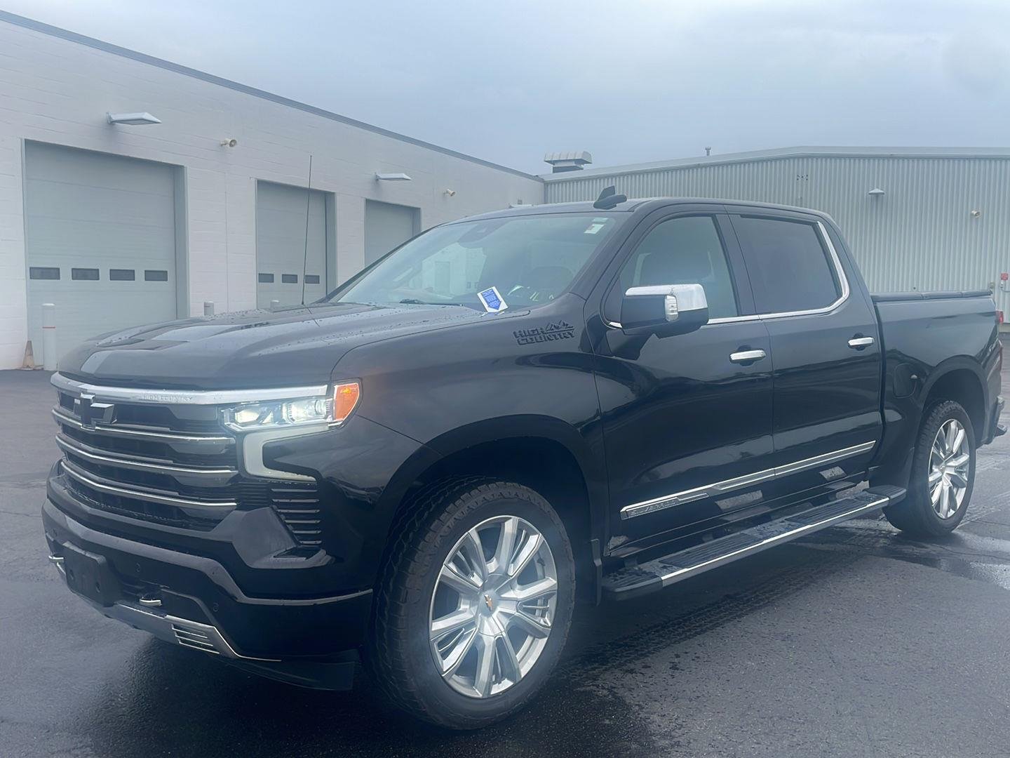 Used 2023 Black Chevrolet High Country image 8