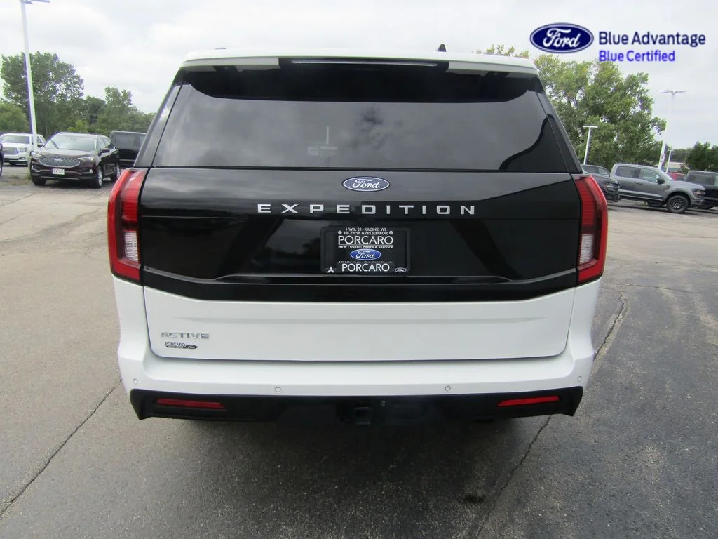 Certified Used 2025 Star White Ford Active image 7
