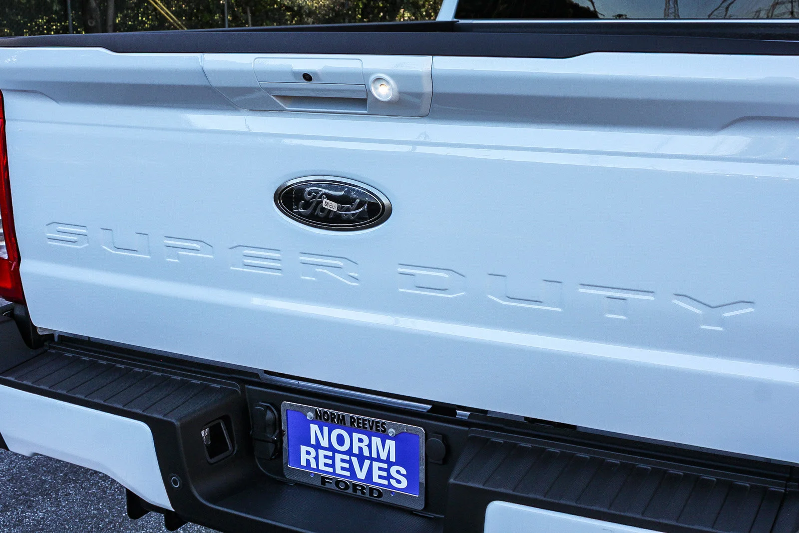 New 2026 Oxford White Ford F-350® Lariat® image 10