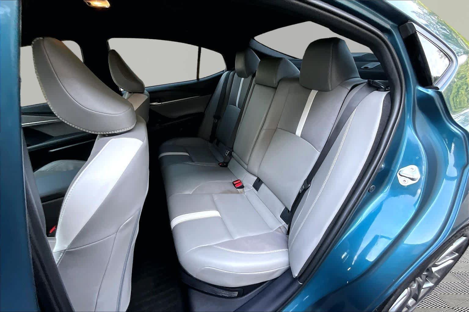 Used 2025 Ocean Gem Toyota SE image 21