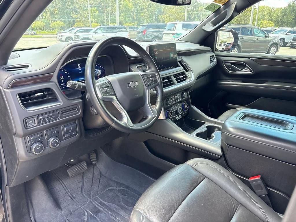 Certified Used 2023 Black Chevrolet Z71 image 6