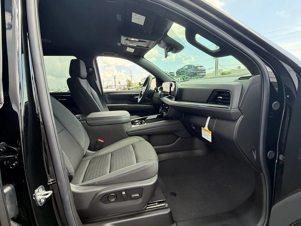 2026 Chevrolet Suburban LS - Photo 16