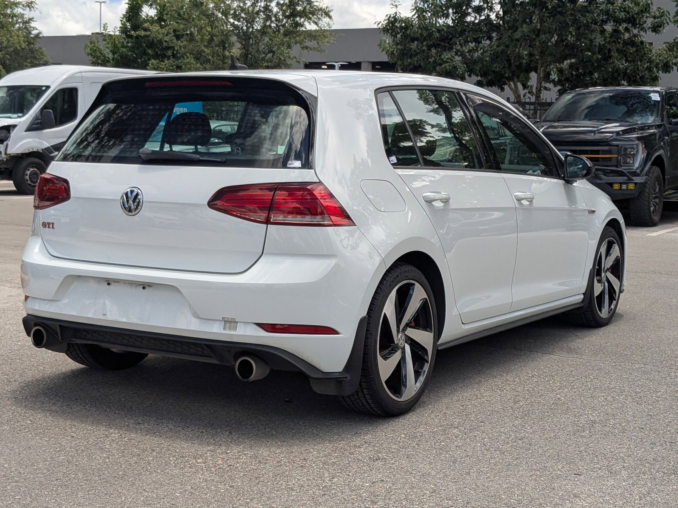 Used 2020 Pure White Volkswagen 2.0T SE image 3
