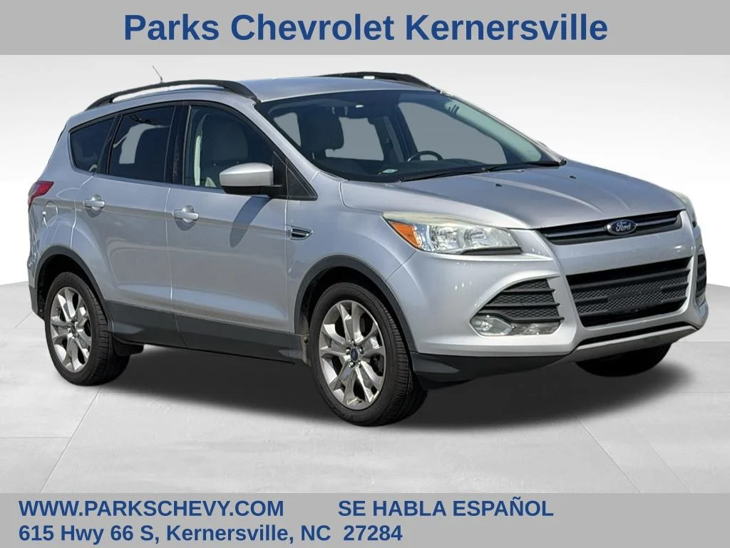 Used 2016 Silver Ford SE image 1