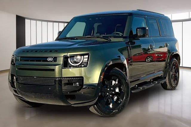 2026 LAND ROVER Defender 110 X-Dynamic SE