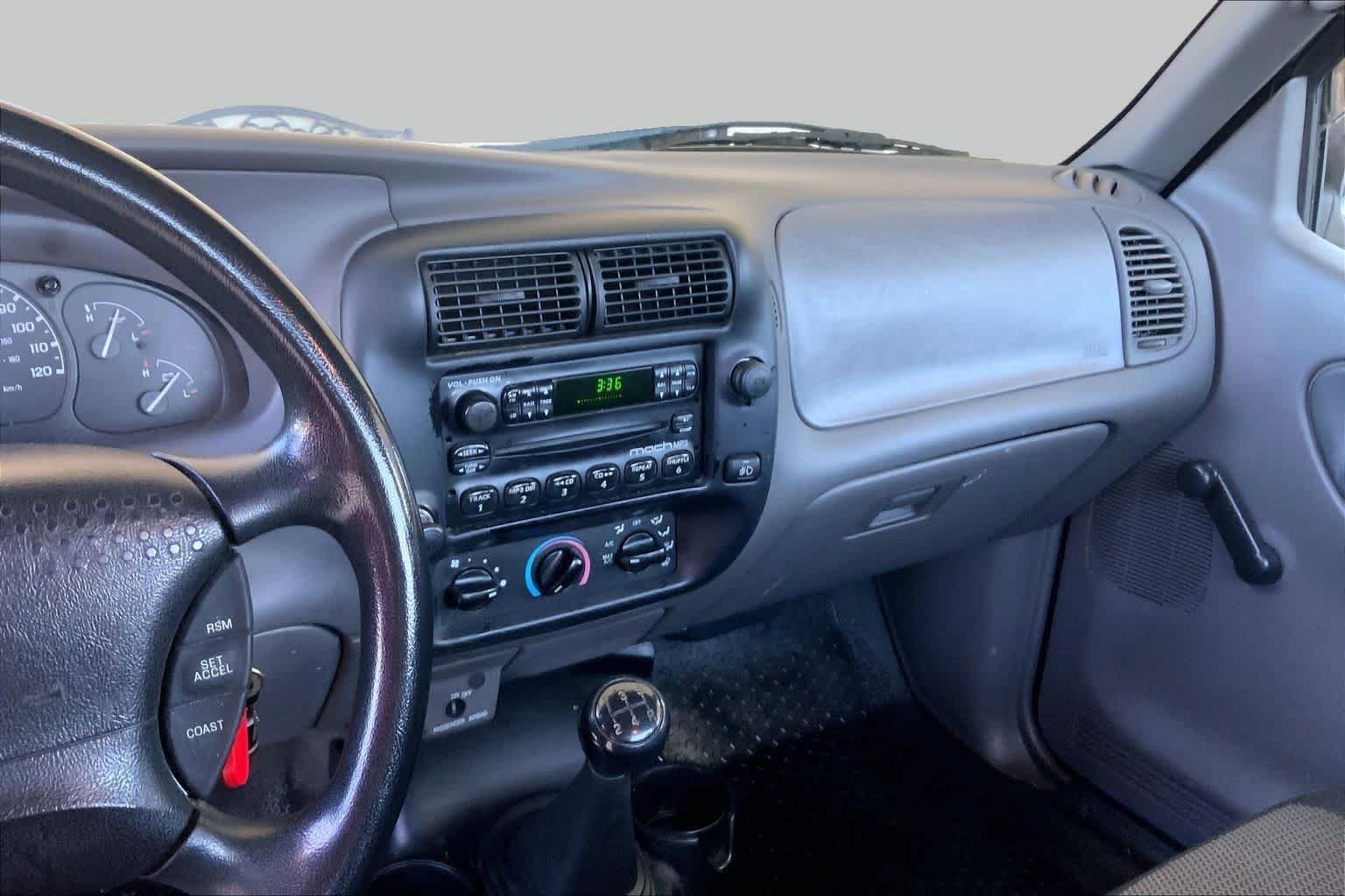 Used 2003 Black Ford Edge image 5