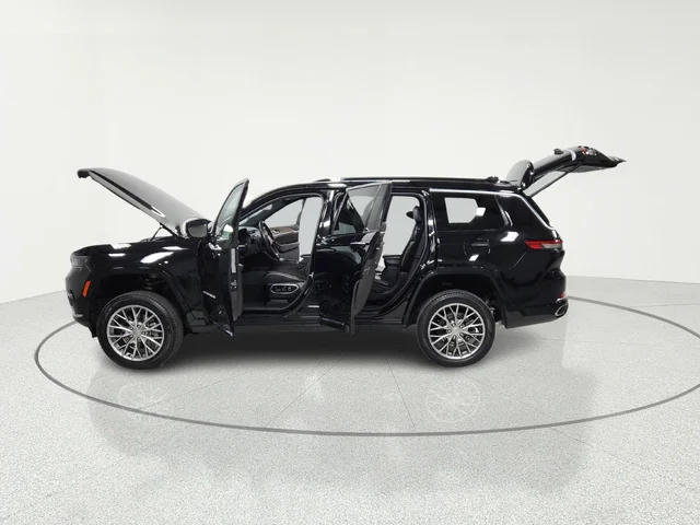 Used 2024 Black Jeep Summit image 7