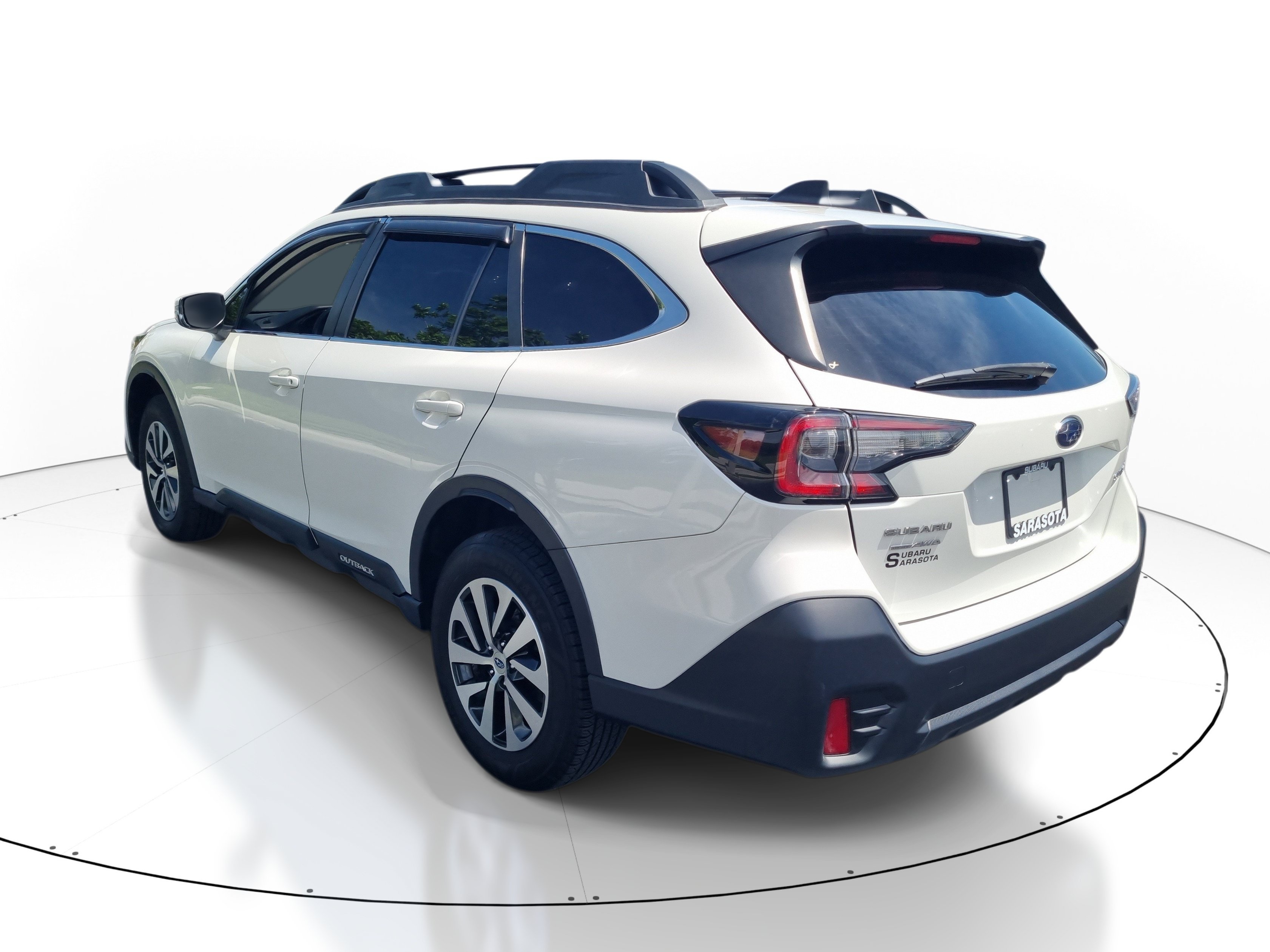 Used 2021 Crystal White Pearl Subaru Premium image 4