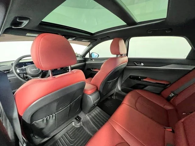 Used 2025 Black Kia GT-Line image 16