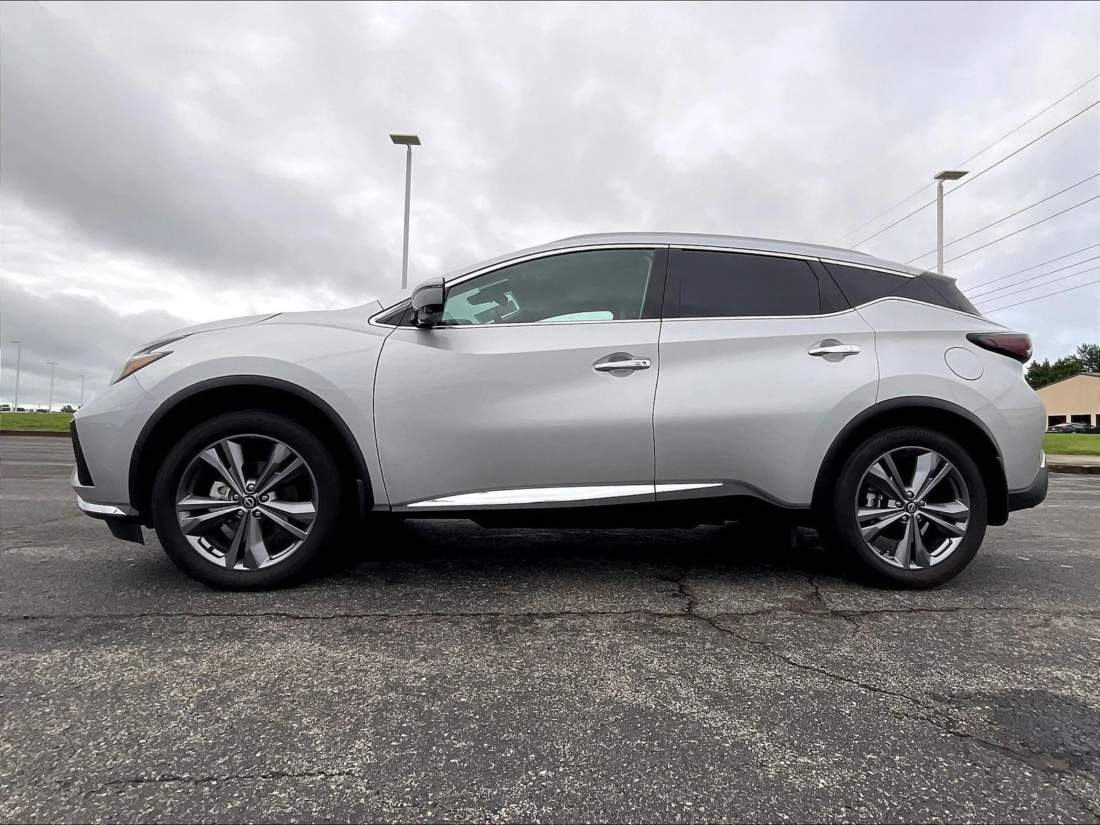 Used 2024 Brilliant Silver Metallic Nissan Platinum image 5
