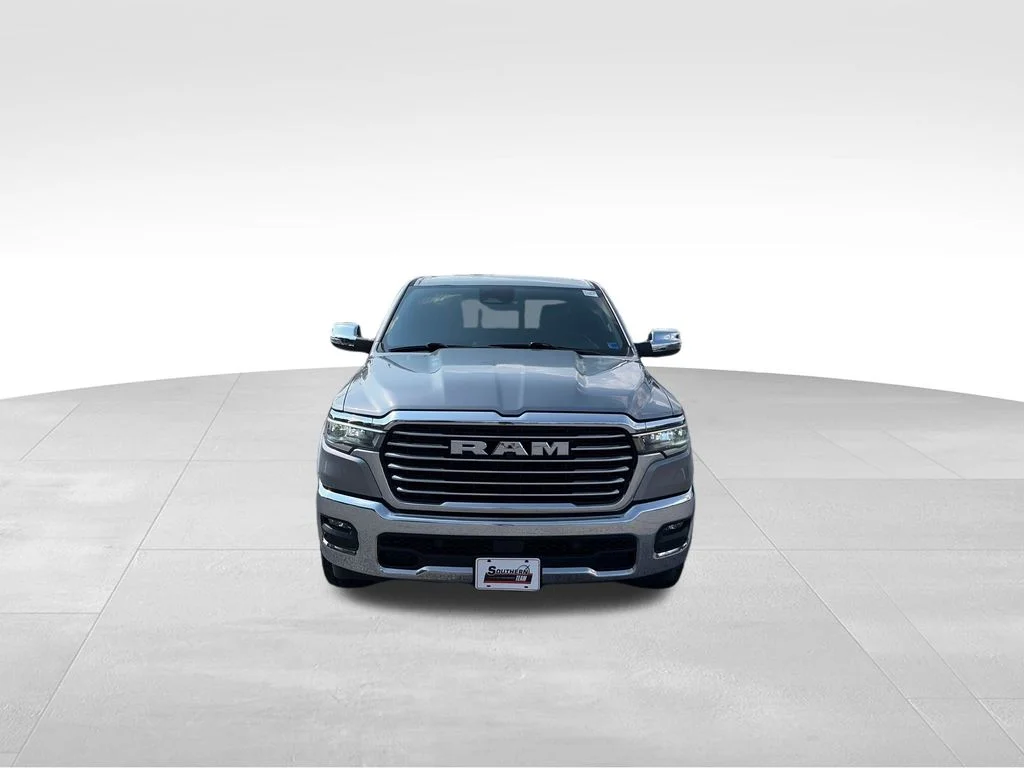 Used 2025 Silver Ram Laramie image 9