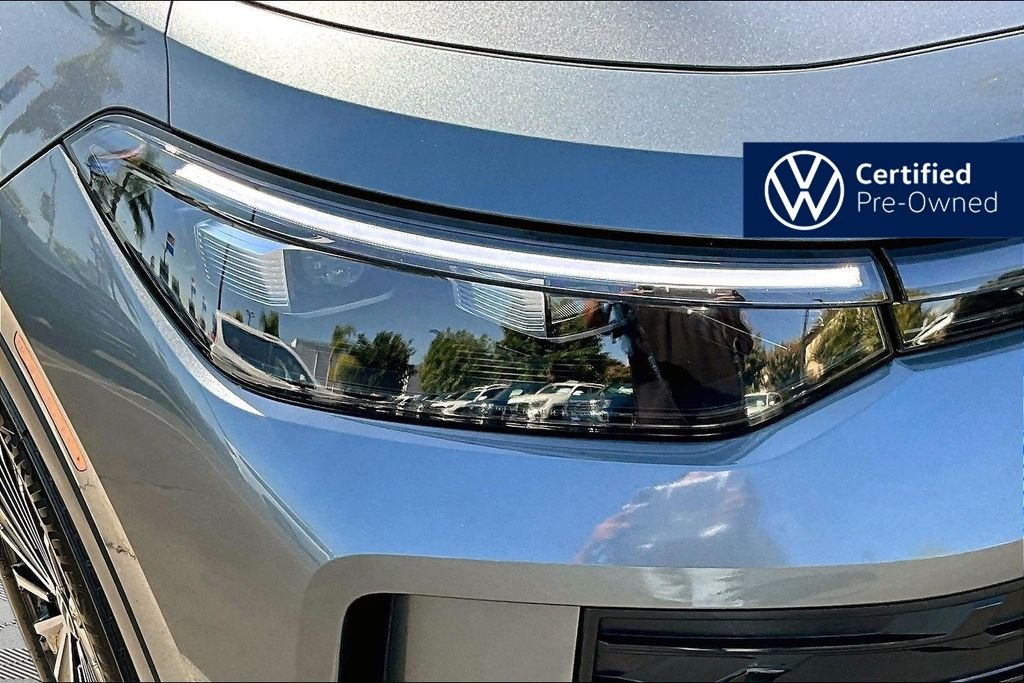 Certified Used 2025 Gray Volkswagen 2.0T S image 30