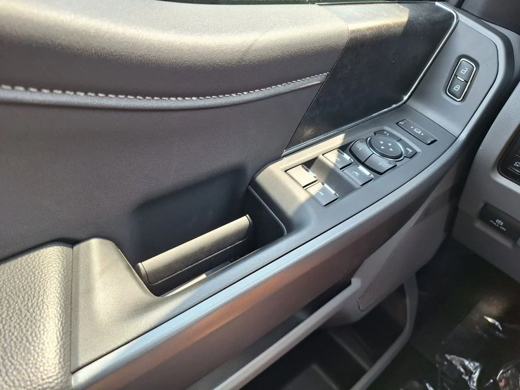 New 2026 Carbonized Gray Metallic Ford F-350® XLT image 26