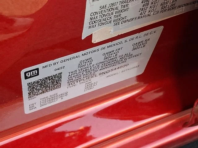 Used 2022 Red GMC AT4 image 27