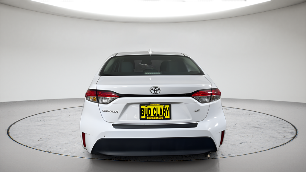 Used 2025 Ice Toyota LE image 6