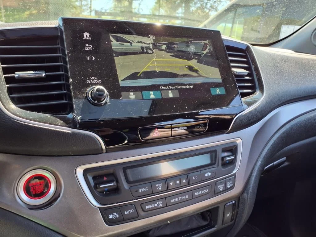 2022 Honda Pilot SE - Photo 20