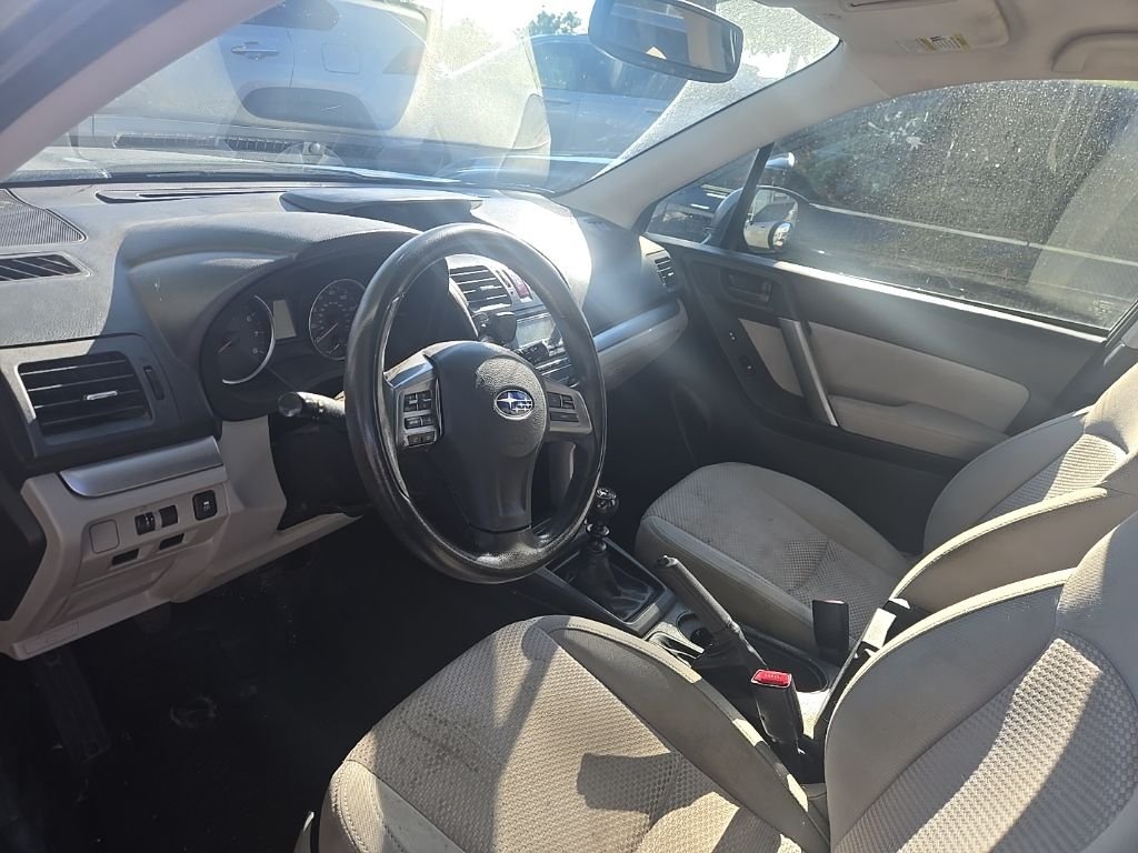 Used 2014 Green Subaru 2.5i image 10