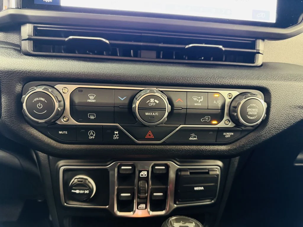 2026 Jeep Wrangler 4-Door Sport - Photo 17