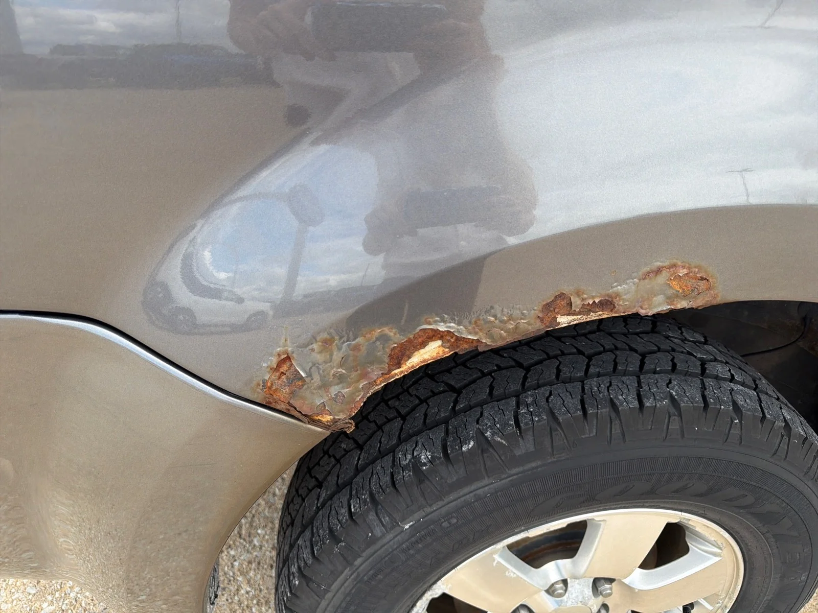 Used 2012 Gray Ford Limited image 11