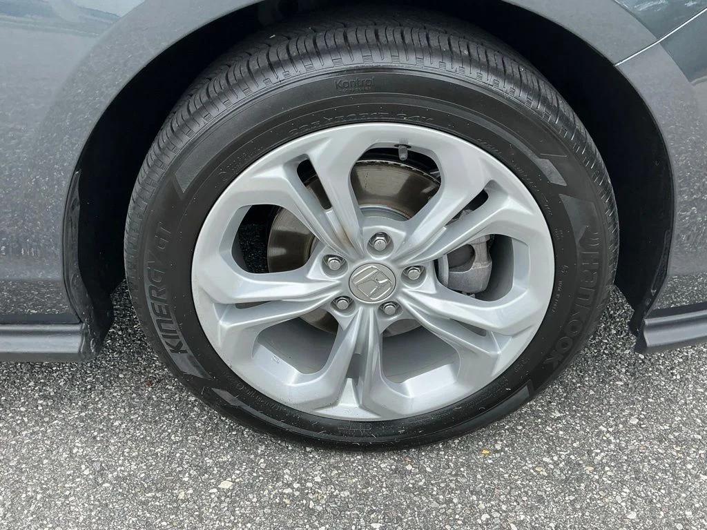 Used 2023  Honda LX image 18