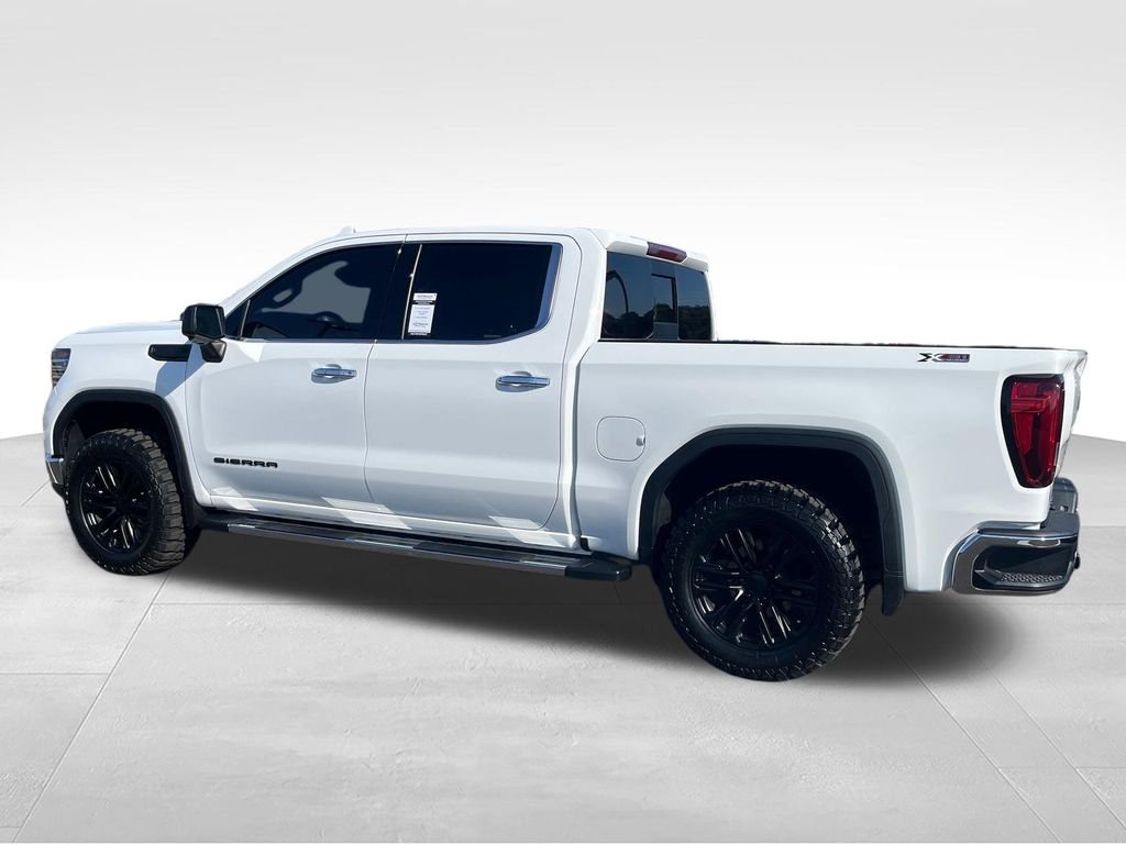 Certified Used 2024 White GMC SLT image 3