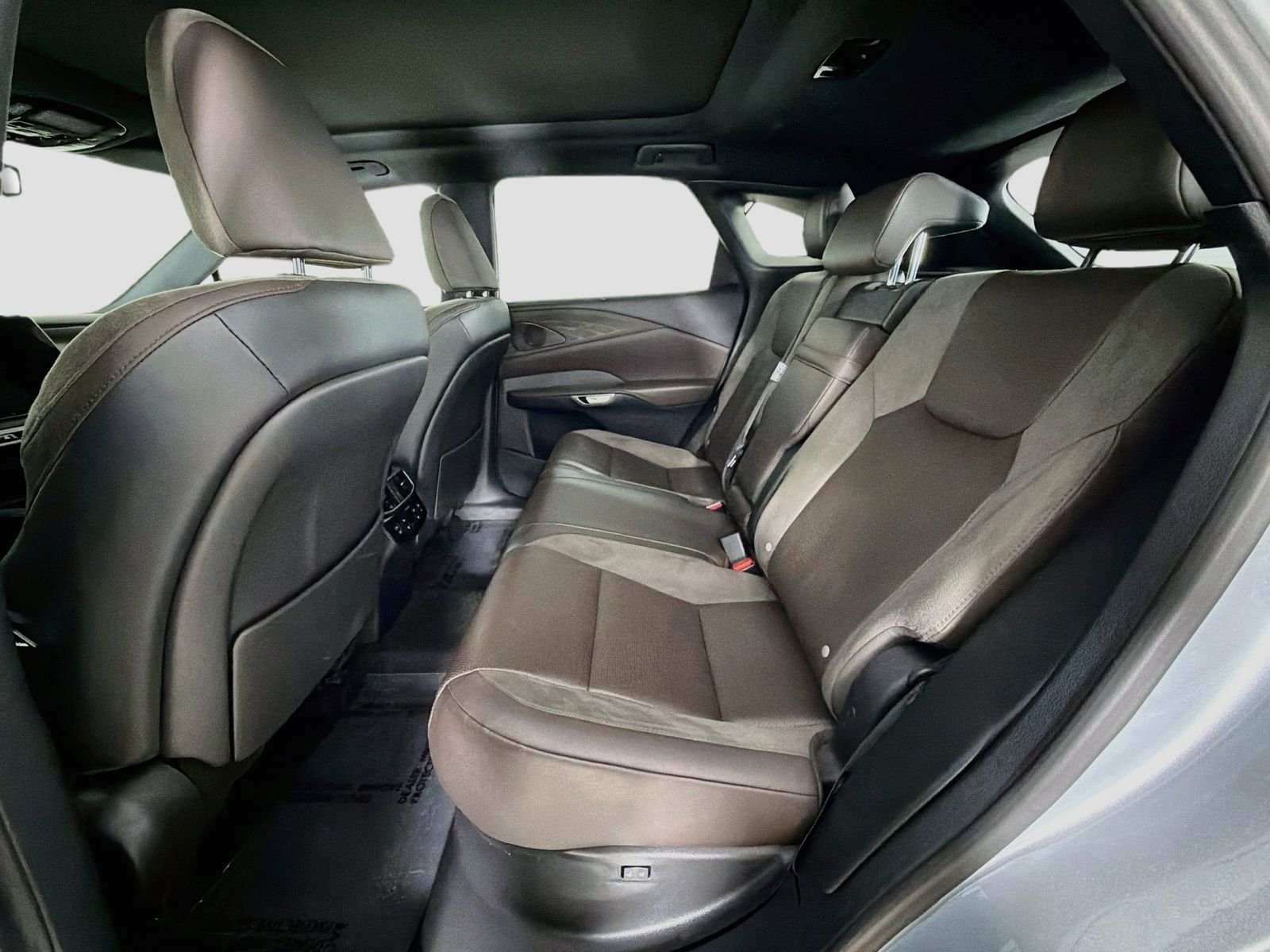 Used 2023 Iridium Lexus 350 Luxury image 25