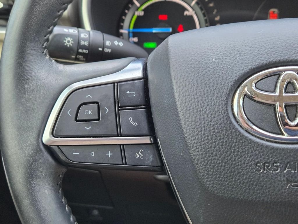 Used 2021 Blue Toyota XLE image 22