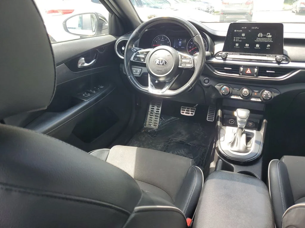Used 2021 White Kia GT-Line image 16