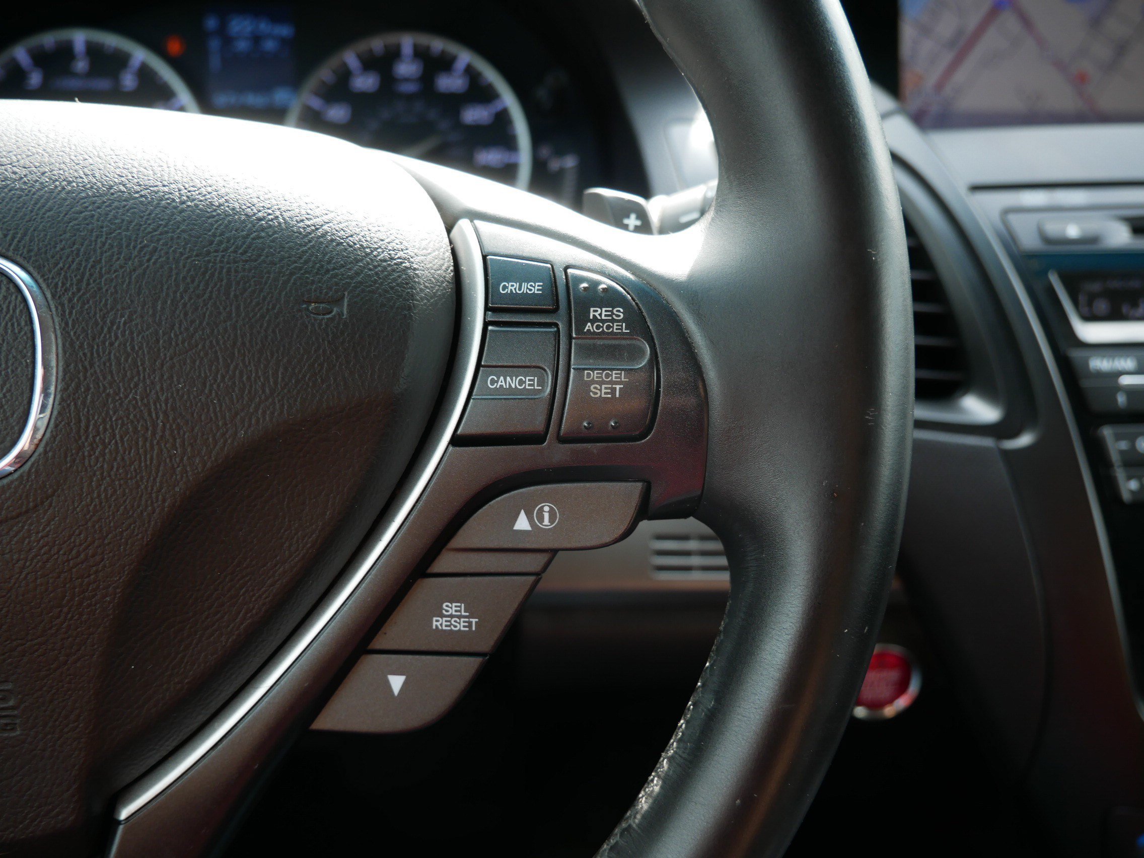 Used 2014 Crystal Black Pearl Acura Tech Pkg image 29