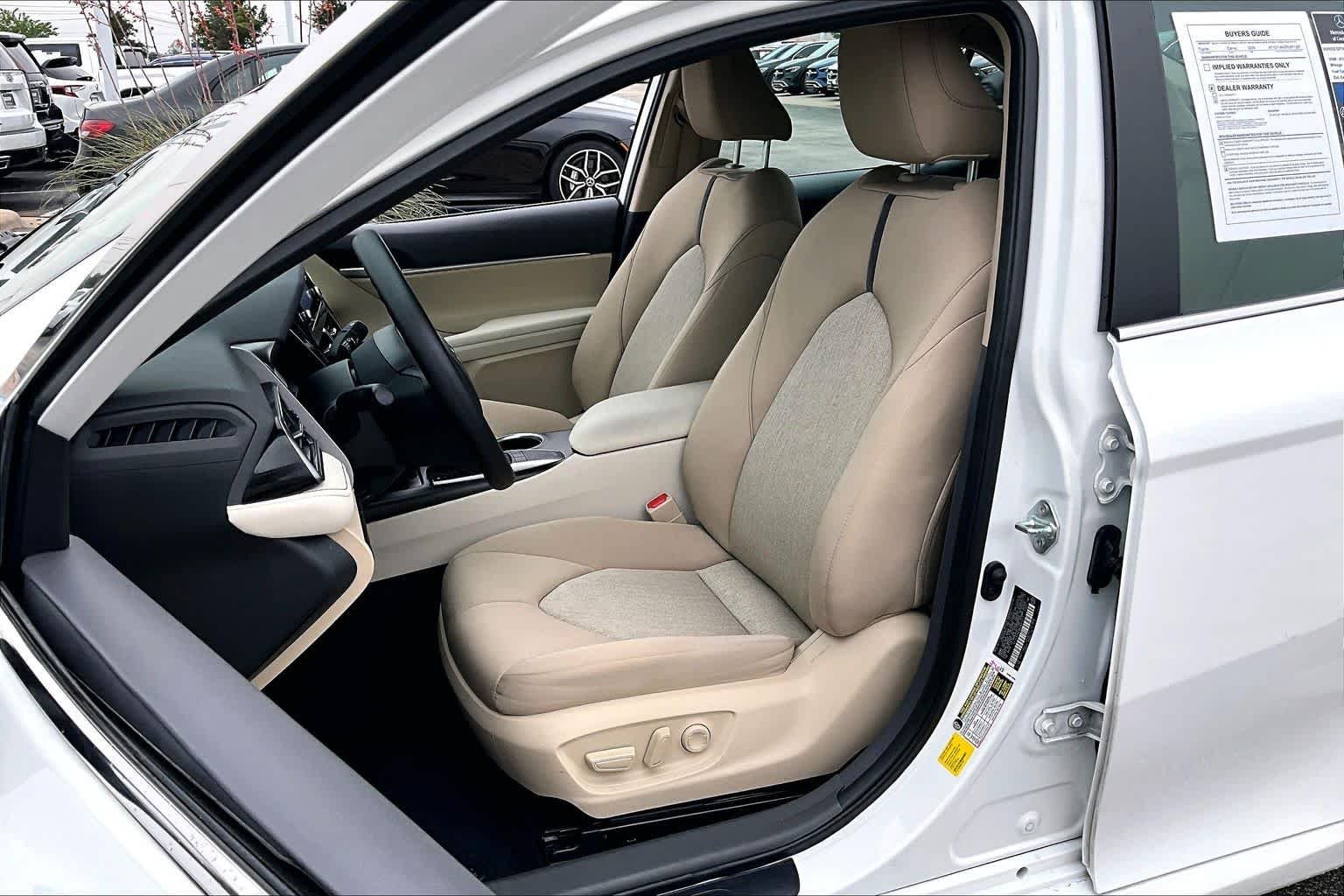 Used 2024 Ice Cap Toyota LE image 12