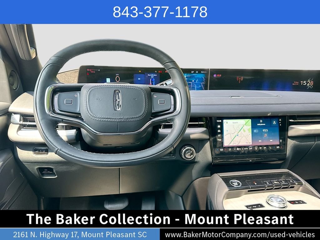 Used 2025 Gray Lincoln Reserve image 24