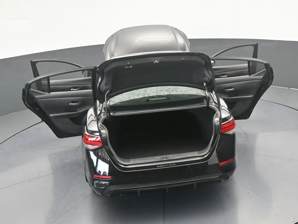 Used 2022 Super Black Nissan SV image 58