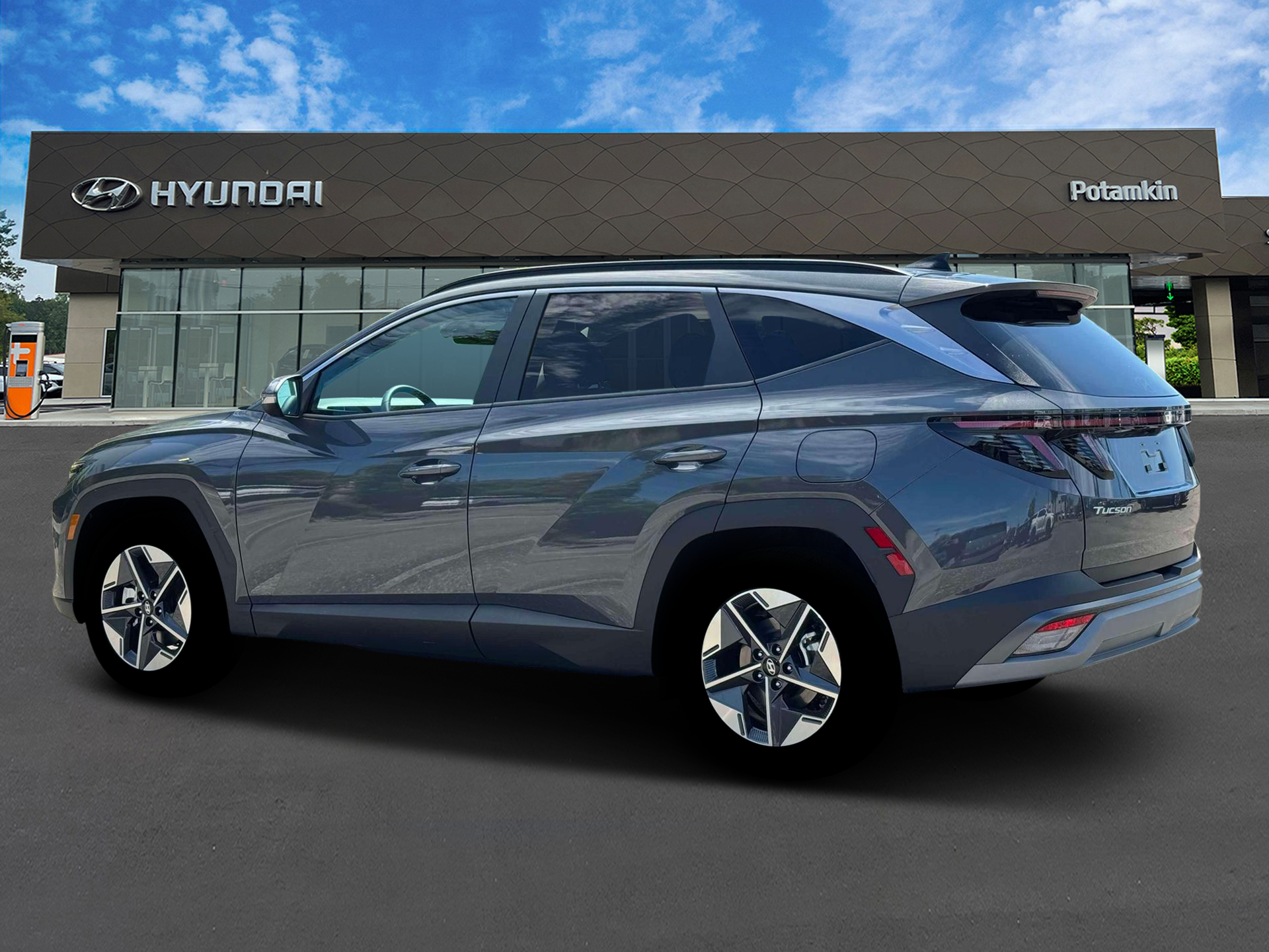 New 2026 Ecotronic Gray Hyundai SEL Premium image 4