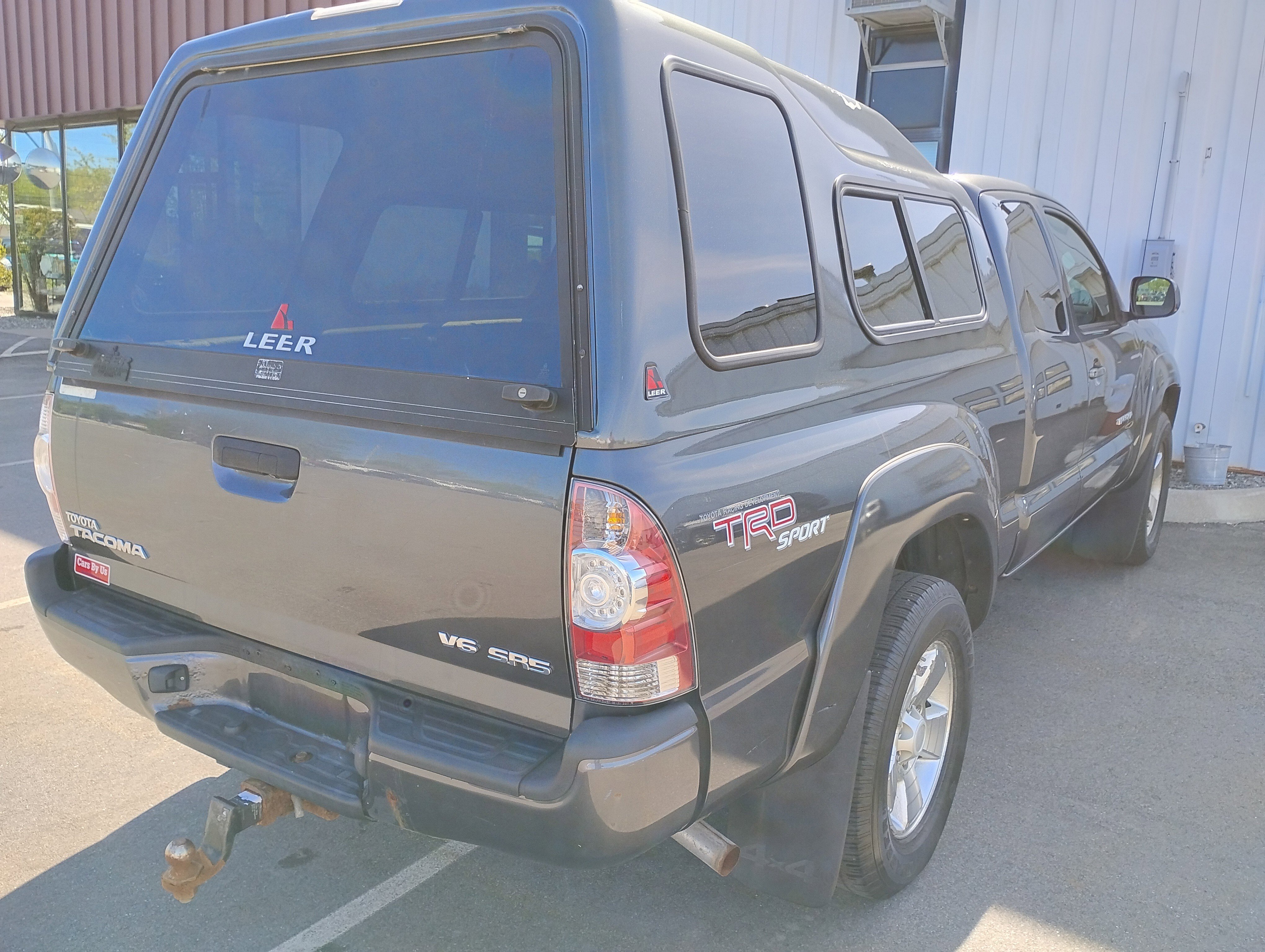 Used 2009 MAGNETIC GRAY MET Toyota ACC CAB 4WD V6 AT image 4