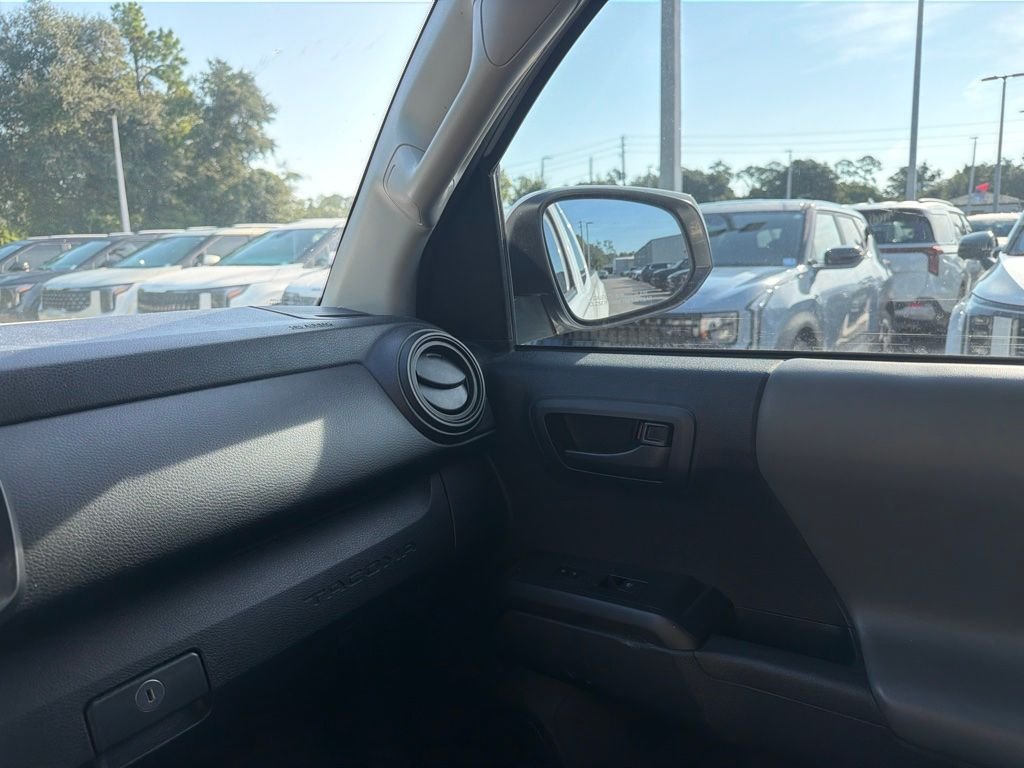 Used 2020 White Toyota SR image 16